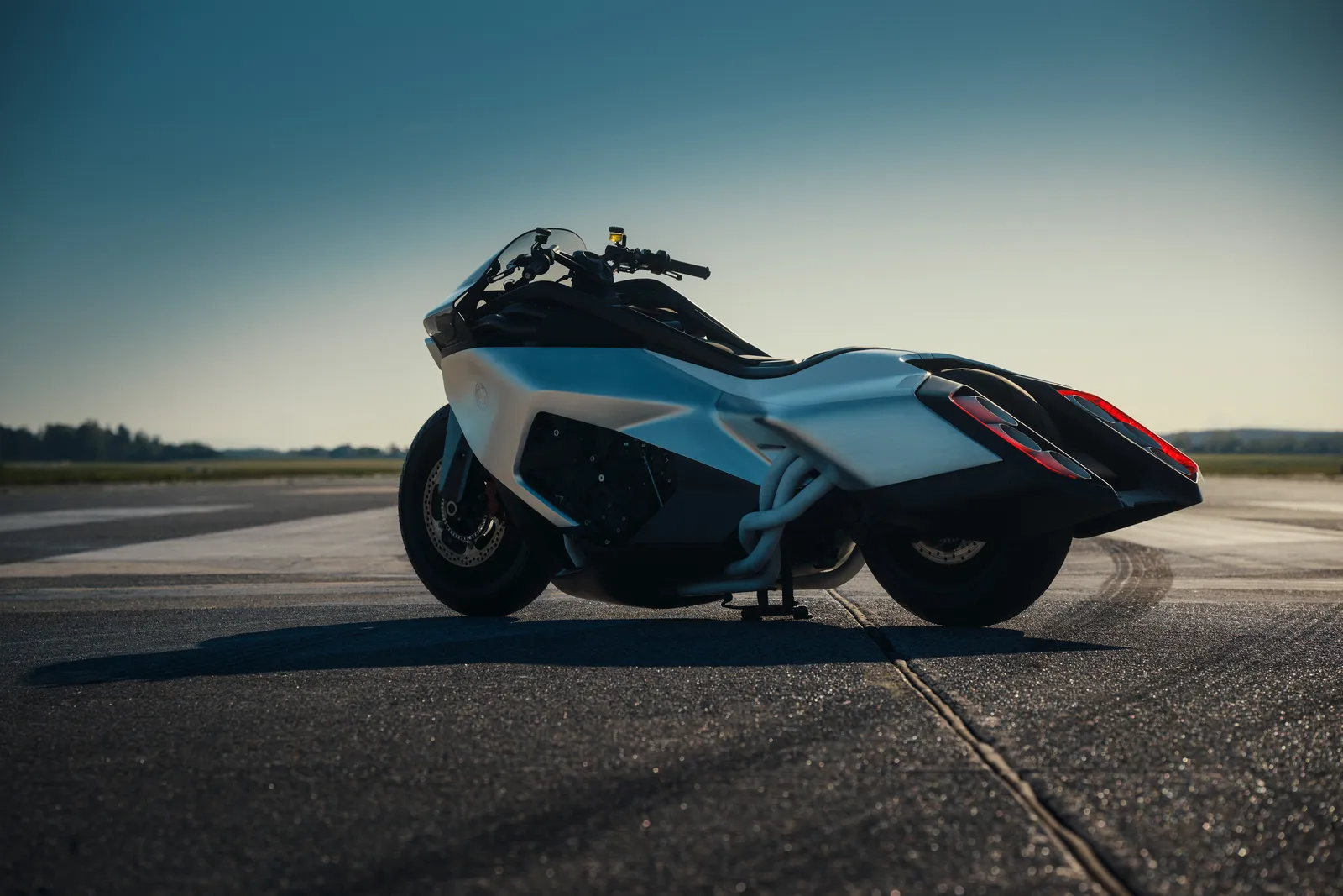 BMW K18 Vision: lautstarke Premiere beim Goodwood Festival of Speed