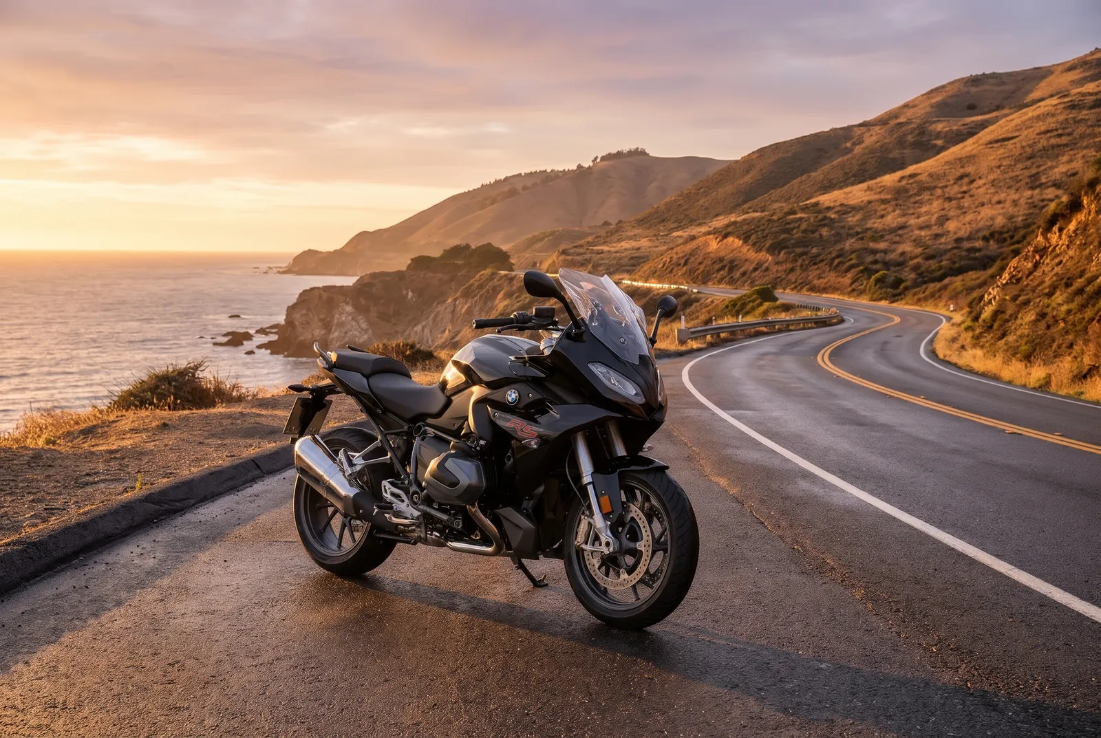 Ein US-Magazin hat den Metzeler Roadtec 02 über 4.128 Meilen auf einer BMW R 1250 RS bewegt. Wir ordnen ein, was das für dich als Sport-Tourer-Fahrer bedeutet und worauf du bei der Reifenwahl achten solltest.